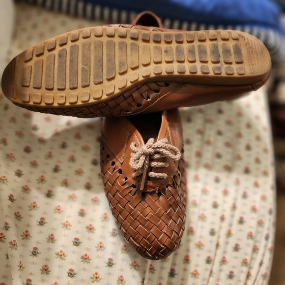 VINTAGE Armadillos Kelly leather lace up loafer style, brown size 8 - Picture 4 of 6